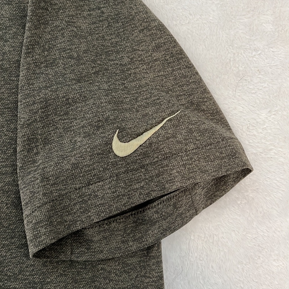 Nike Dri-Fit Salute to Service Las Vegas Raiders Henley Tee - Picture 3 of 10